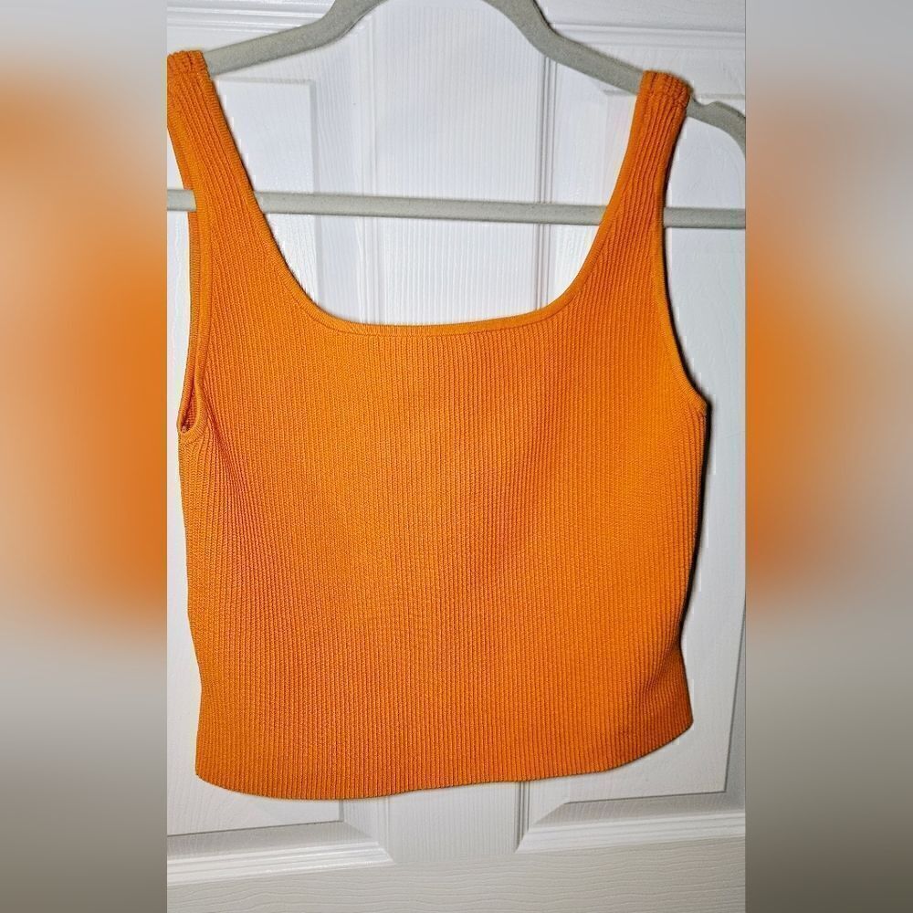 Aritzia Babaton Sculpt Knit Square Neck Tank